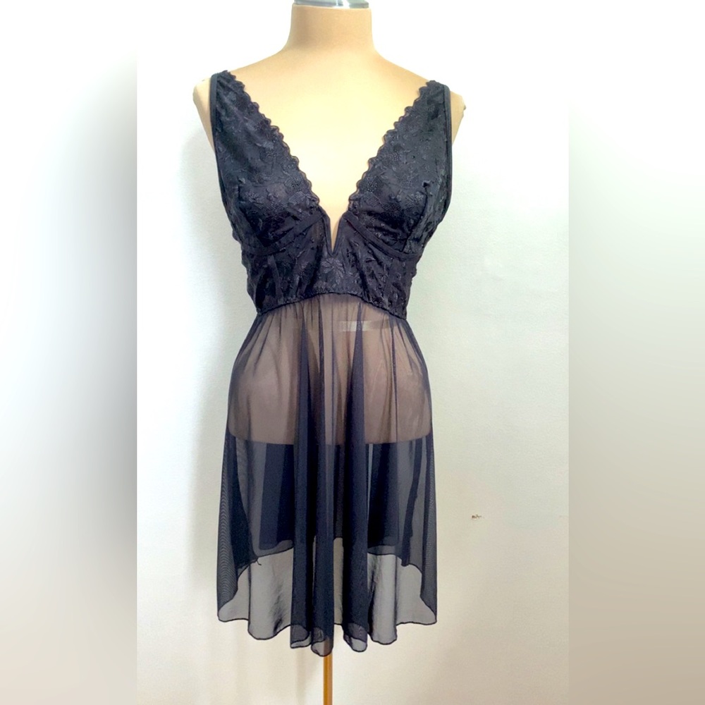 Black Lace Robe - La Vie en Rose